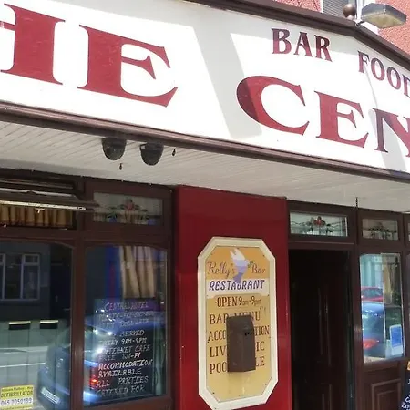 Hostel Central Droíchead an Chláir