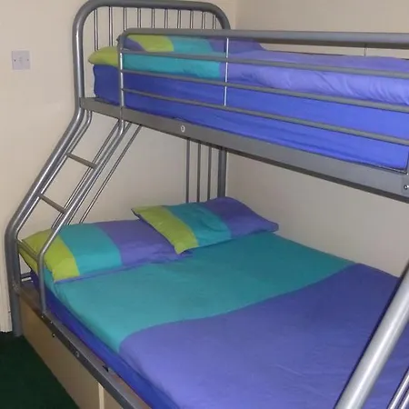 Central Hostel Droíchead an Chláir